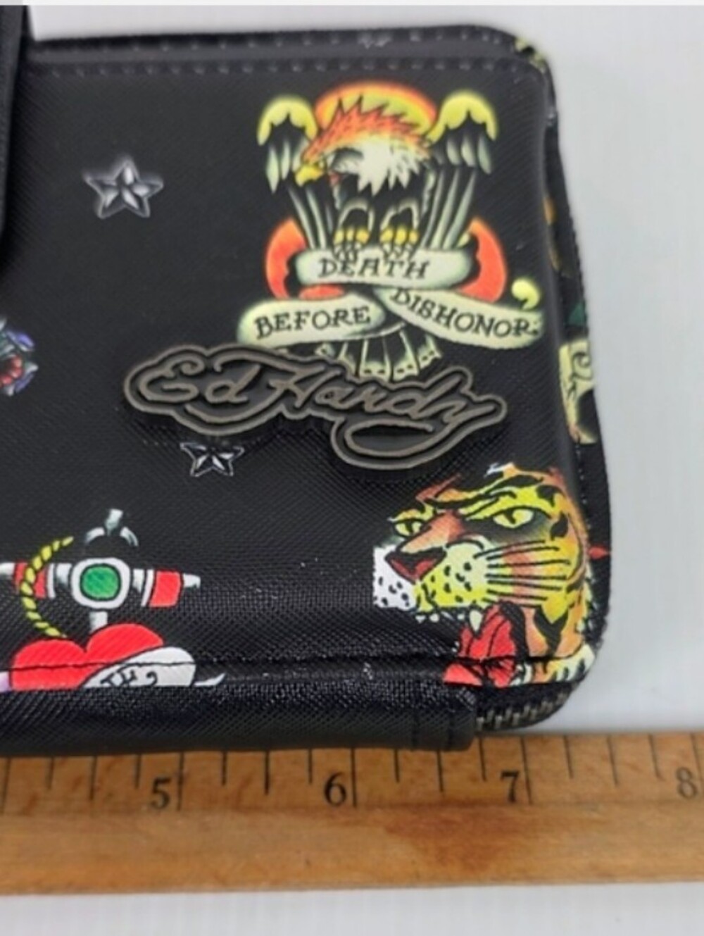 Ed Hardy Black Tattoo Print Wristlet Wallet - Picture 4 of 4